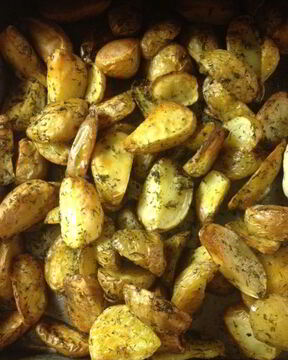 Молодая картошка запеченная в духовке