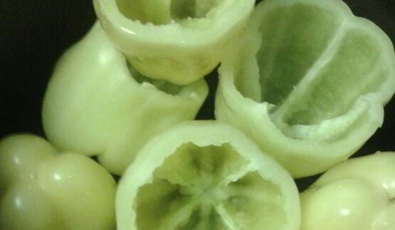 перец, фаршированный мясом и рисом