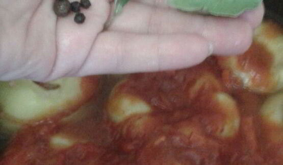 перец, фаршированный мясом и рисом