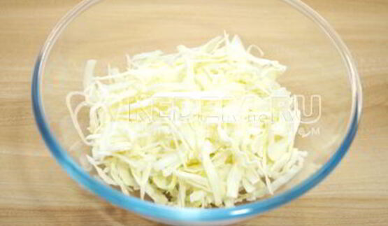 тушеная капуста с фасолью