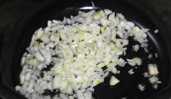 тушеная картошка с мясом в мультиварке