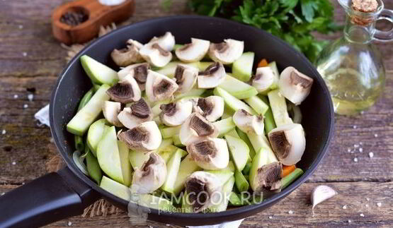 тушеные кабачки с фасолью