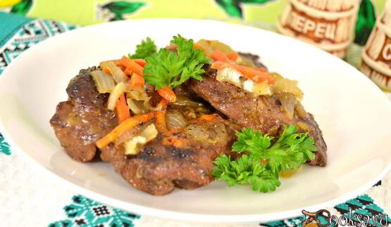 говяжья печень с луком и морковью в мультиварке