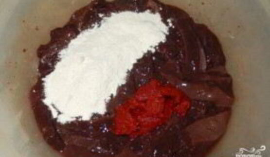 говяжья печень, тушенная с луком