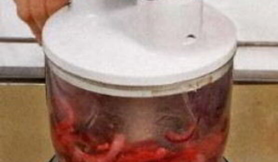 говяжья печенка с красным луком