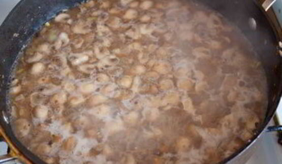 куриная печень с грибами в сливочном соусе