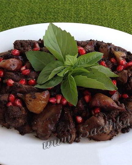 Рецепт куриной печени с инжиром и вином