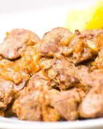 Куриная печень в банановом соусе