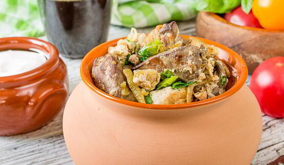 куриная печень, жареная с яйцом