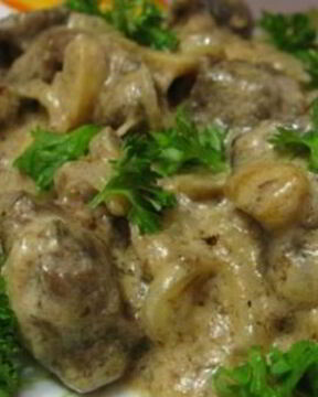 Печень с грибами в сметане