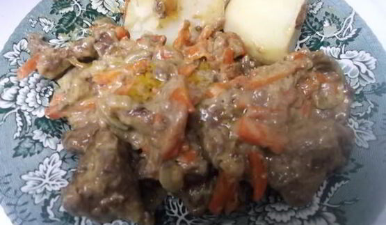 печень тушеная в сливках