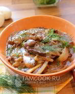 Печень в сметанном соусе