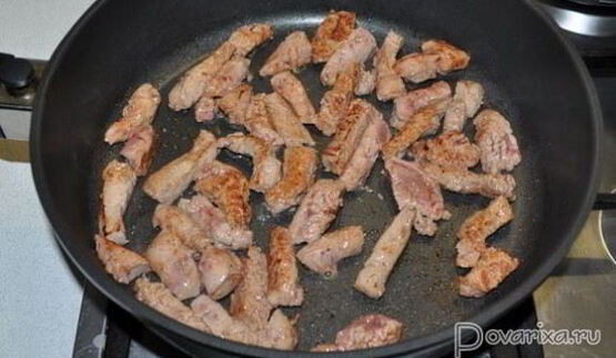 печень в сырном соусе