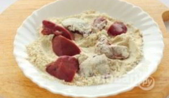 печень, жаренная с луком