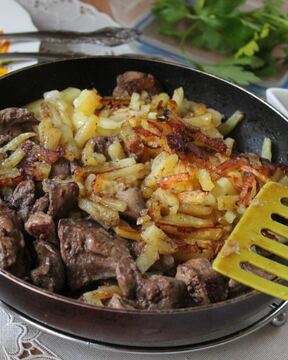 Жареная картошка с печенью
