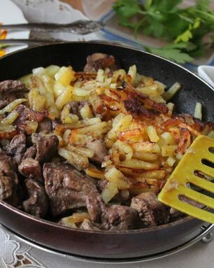 Жареная картошка с печенью