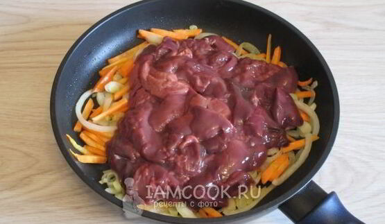 пельмени по-амурски в горшочках