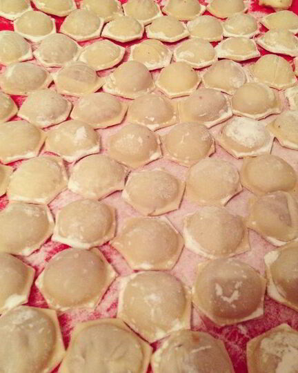 Рецепт пельменей с луком и чесноком