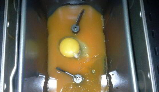 пельмени-ушки из морковного теста