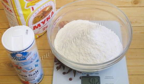 тесто для пельменей на молоке и сметане