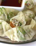 Японские жареные пельмени