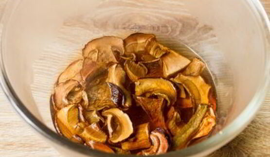 овощной плов с лесными грибами и фасолью