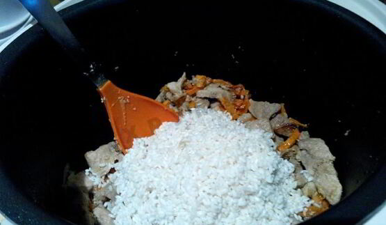 плов с говядиной в мультиварке