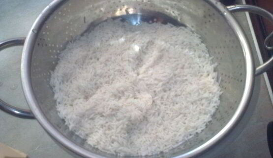 плов с куриной подливкой