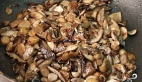 плов с курицей и грибами