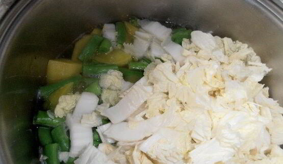 ароматное рагу с колбасками