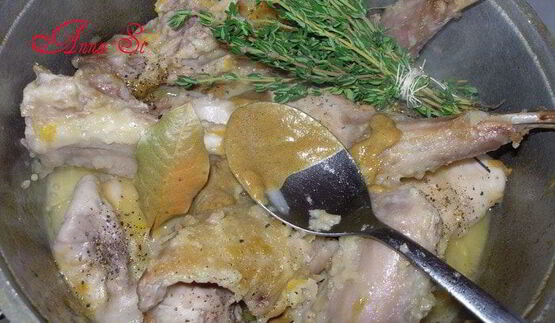 фрикасе из кролика с тимьяном