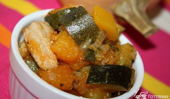 мясное рагу с тыквой и цуккини