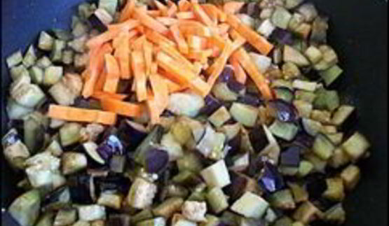 овощное рагу с баклажанами и кабачками