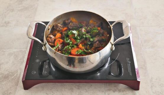 пряное рагу из говяжьей голяшки