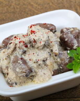 Рагу из куриных сердец в сливочно-укропном соусе