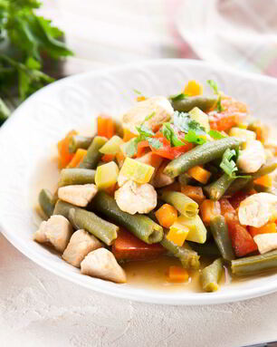 Рагу из курицы и стручковой фасоли