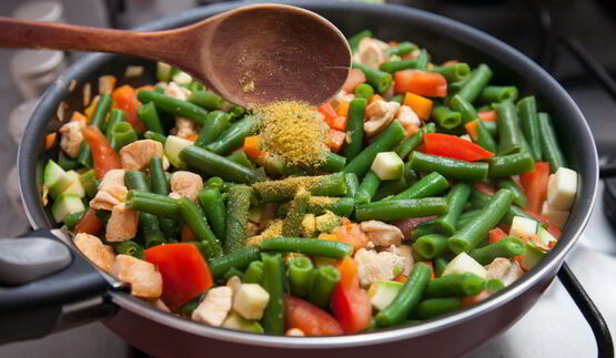 рагу из курицы и стручковой фасоли