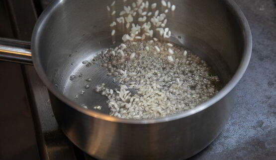 ризотто с белыми грибами и трюфельной пастой