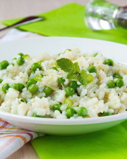 Рецепт ризотто с зеленым горошком, сыром джюгас и мятой
