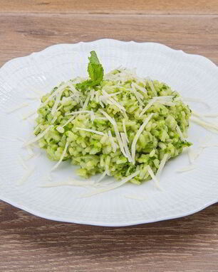 Зеленое ризотто со шпинатом