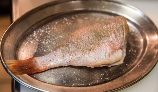 черноморский окунь в фольге