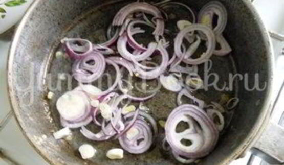 карась в сметанном соусе