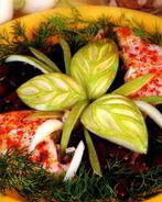 Отварной судак с фасолью