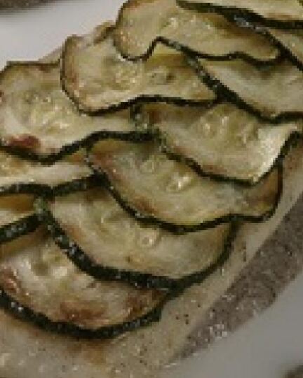 Рецепт щуки под чешуей из цукини