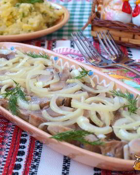 Сельдь в лимонном маринаде