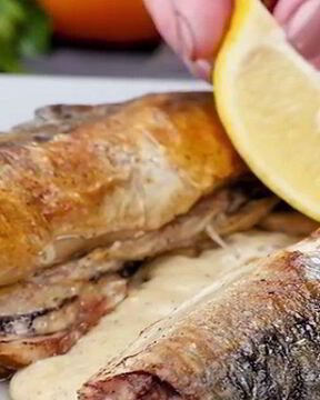 Скумбрия с грибами