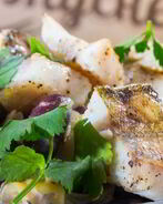 Судак с пастой под сливочным соусом