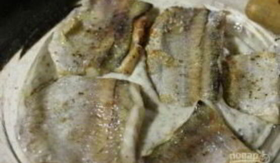 треска под соусом бешамель