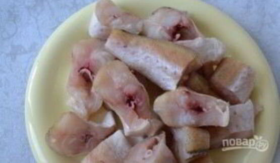 треска, запеченная в духовке под соусом