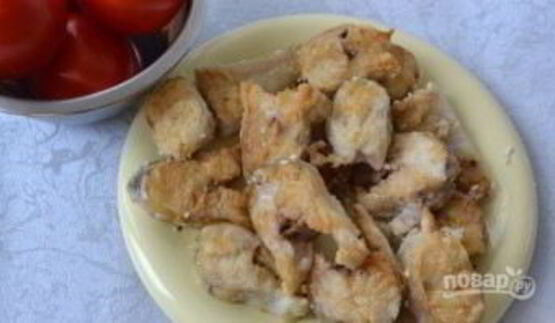 треска, запеченная в духовке под соусом